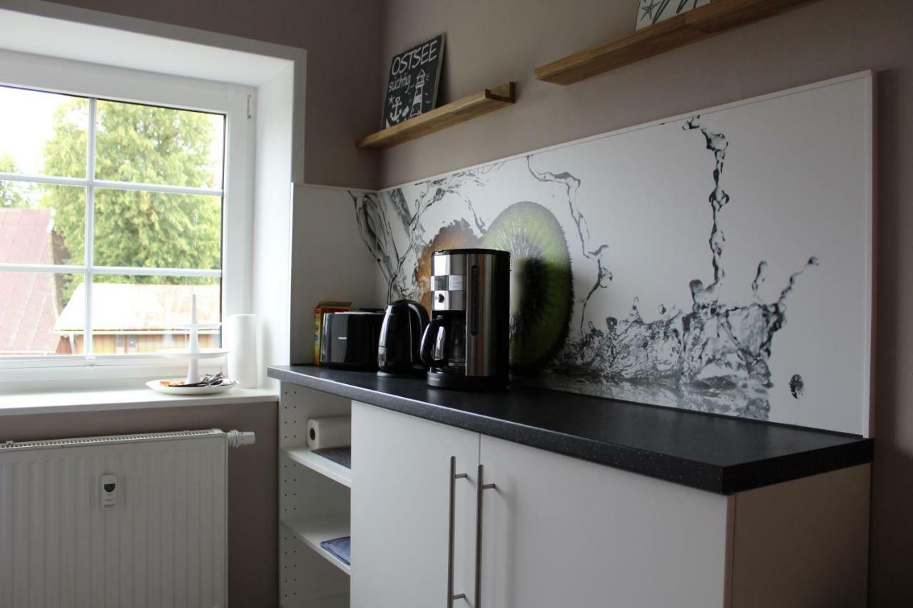 Op'N Doerp Apartments Barsbek ภายนอก รูปภาพ